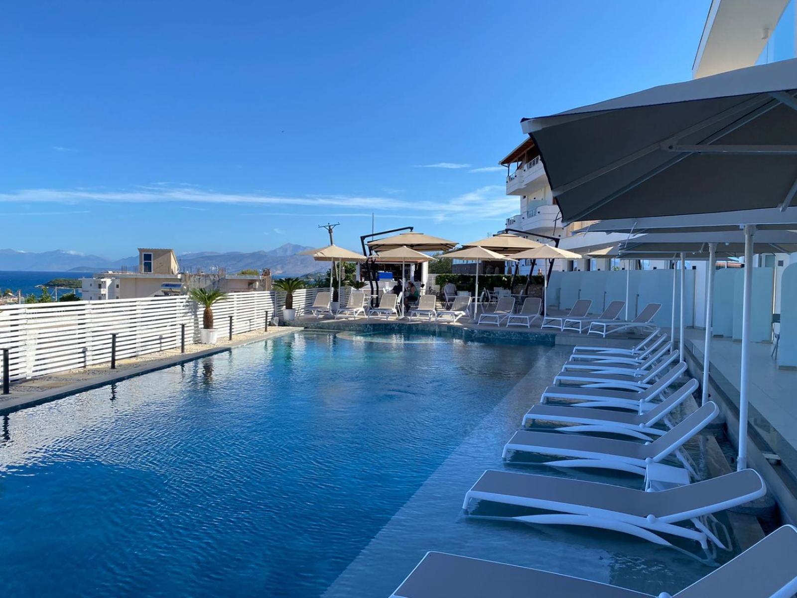 The View Hotel クサミル エクステリア 写真
